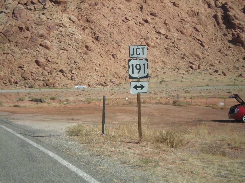 End UT-279 East at US-191