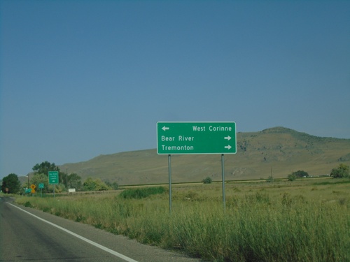 UT-83 North Approaching Iowa String Road and N 6800 W