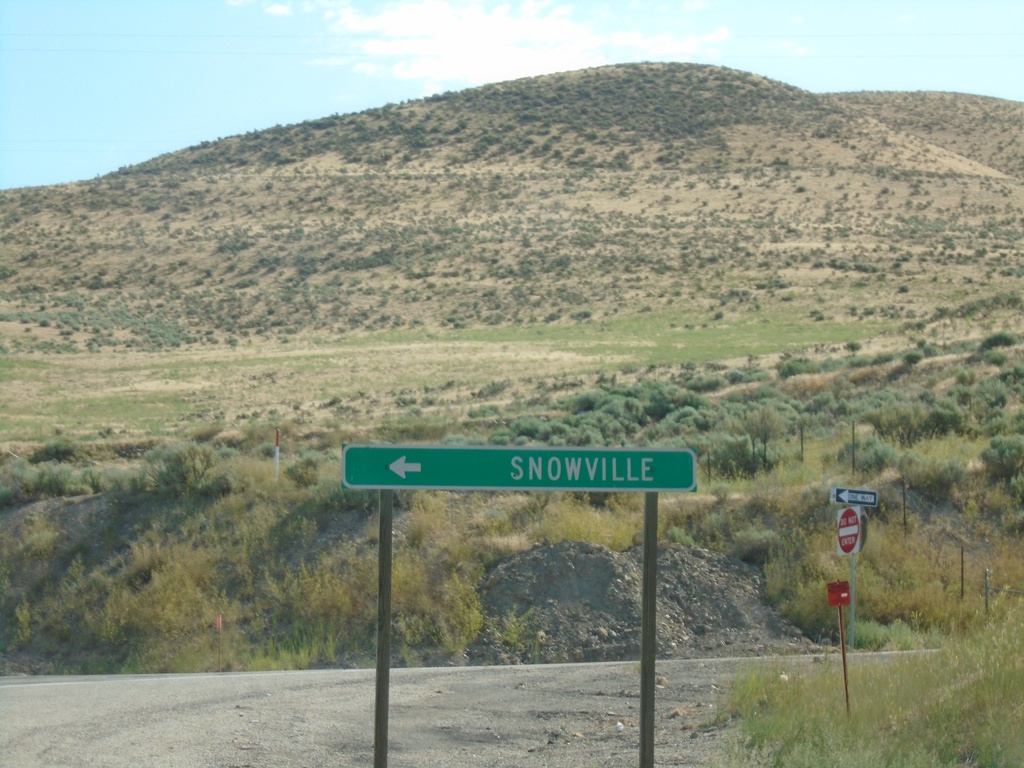 End UT-83 North at I-84 West