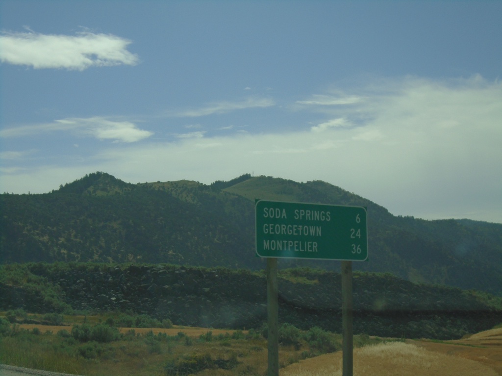 US-30 East/ID-34 North - Distance Marker