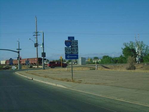 To I-25/US-20/US-26/US-87 - Douglas