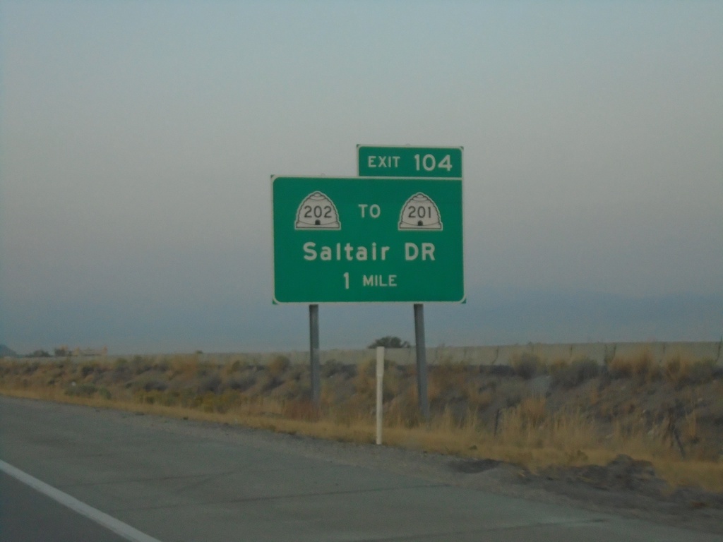 I-80 West - Exit 104