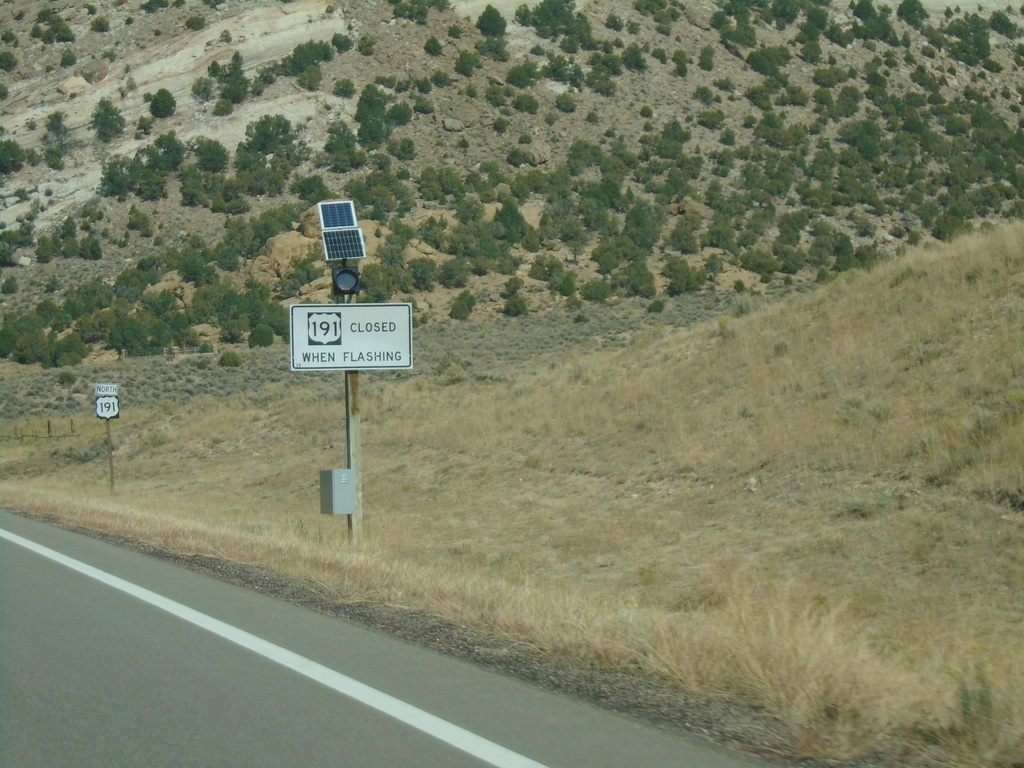 US-191 North - Closed When Flashing