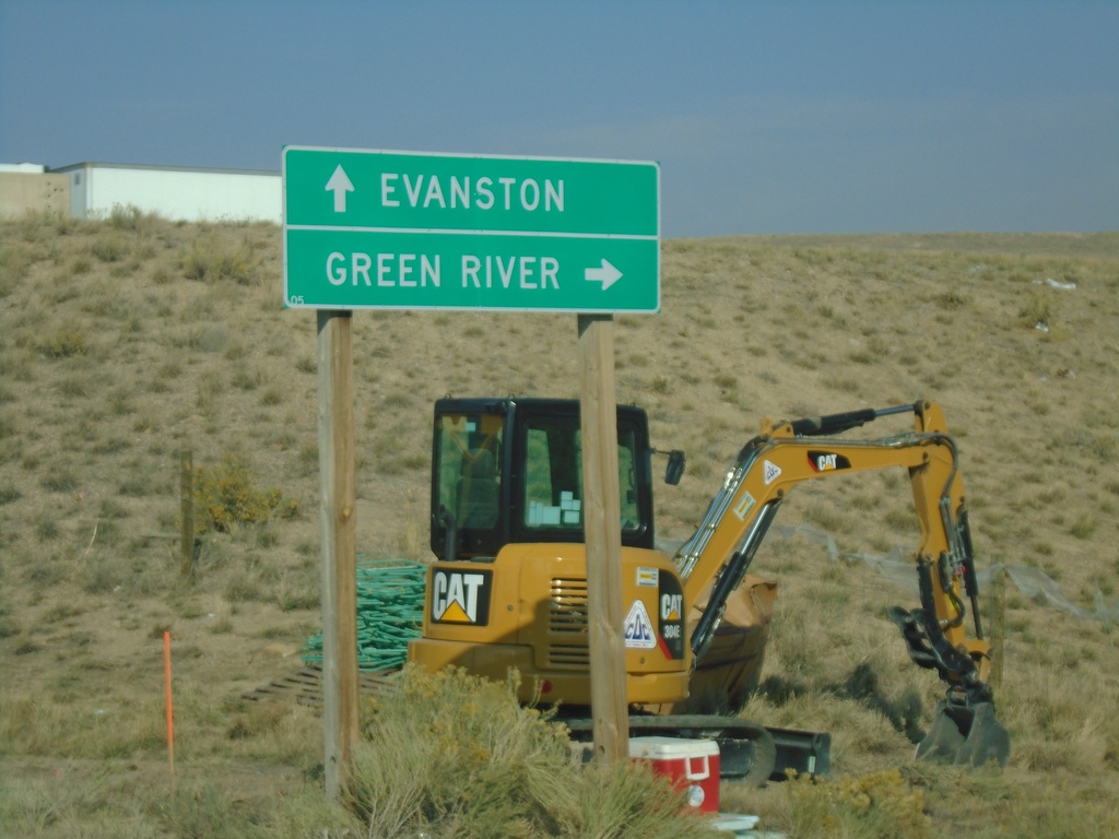 Covered Wagon Road at I-80