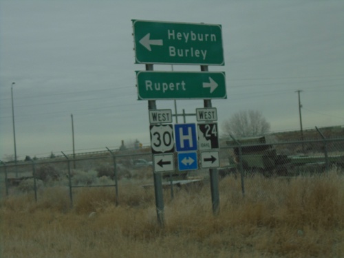 I-84 East - Exit 211 Offramp at BL-84/ID-24/US-30