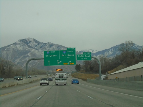 I-80 East - Exits 127 and 128