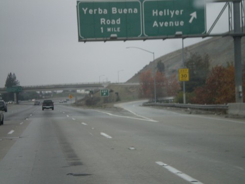 US-101 North - Exit 380 and Exit 381