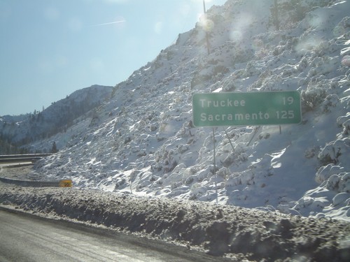 I-80 West - Distance To Truckee and Sacramento