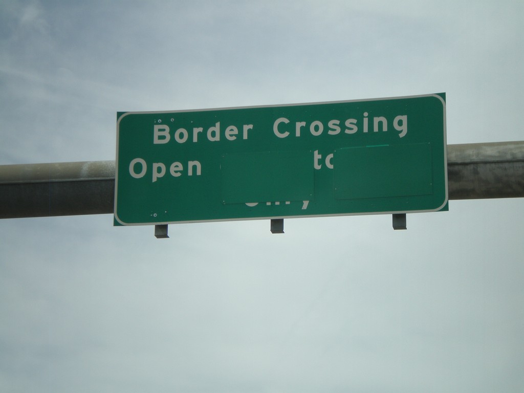 Border Corssing Status on AZ-189 South