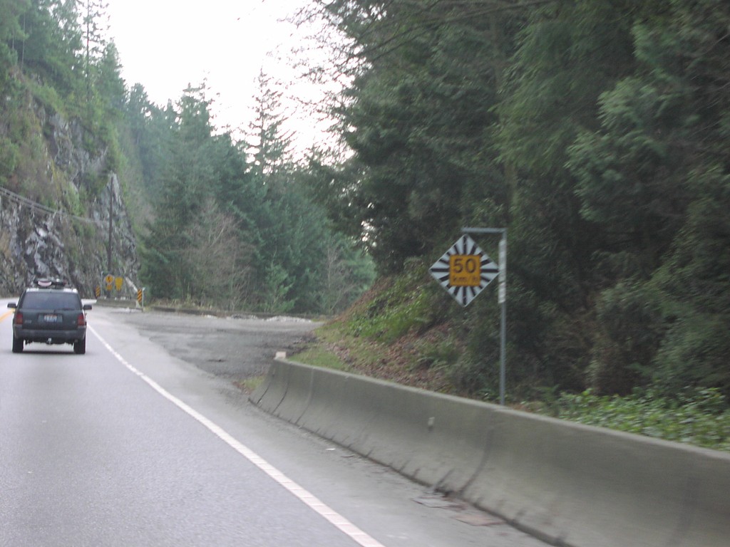 BC-99 South - Warning 50 km/h