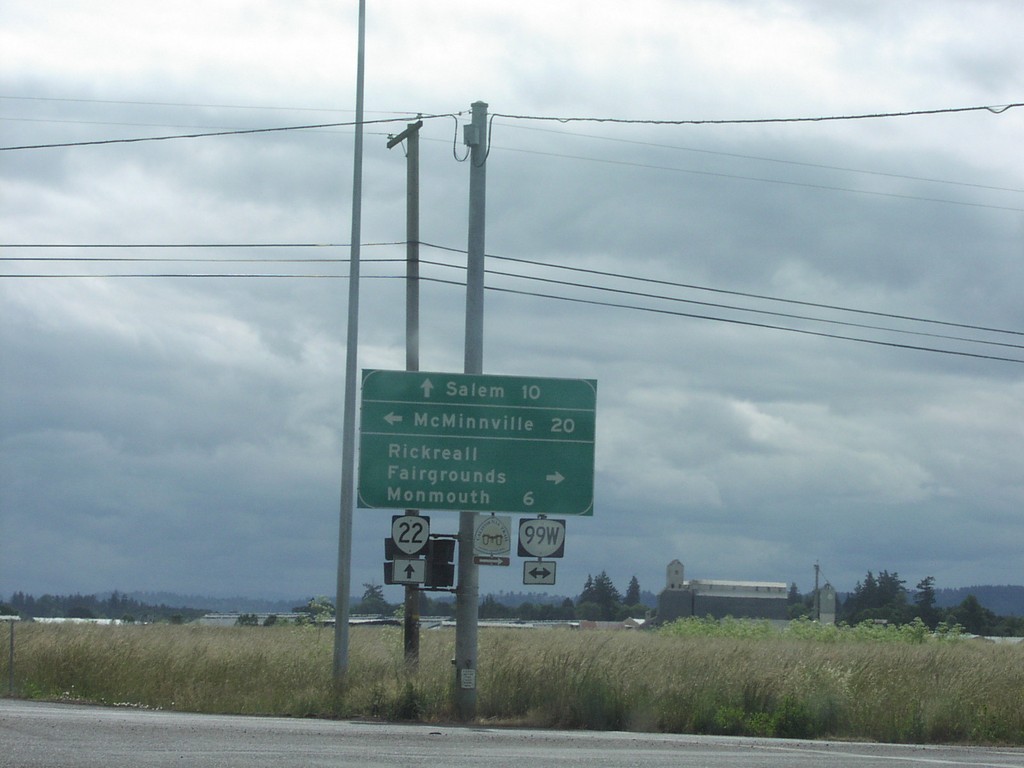 OR-22 East at OR-99W