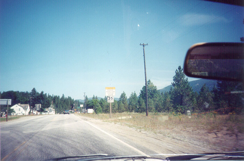 US-395 North Approaching United States - Canada Border