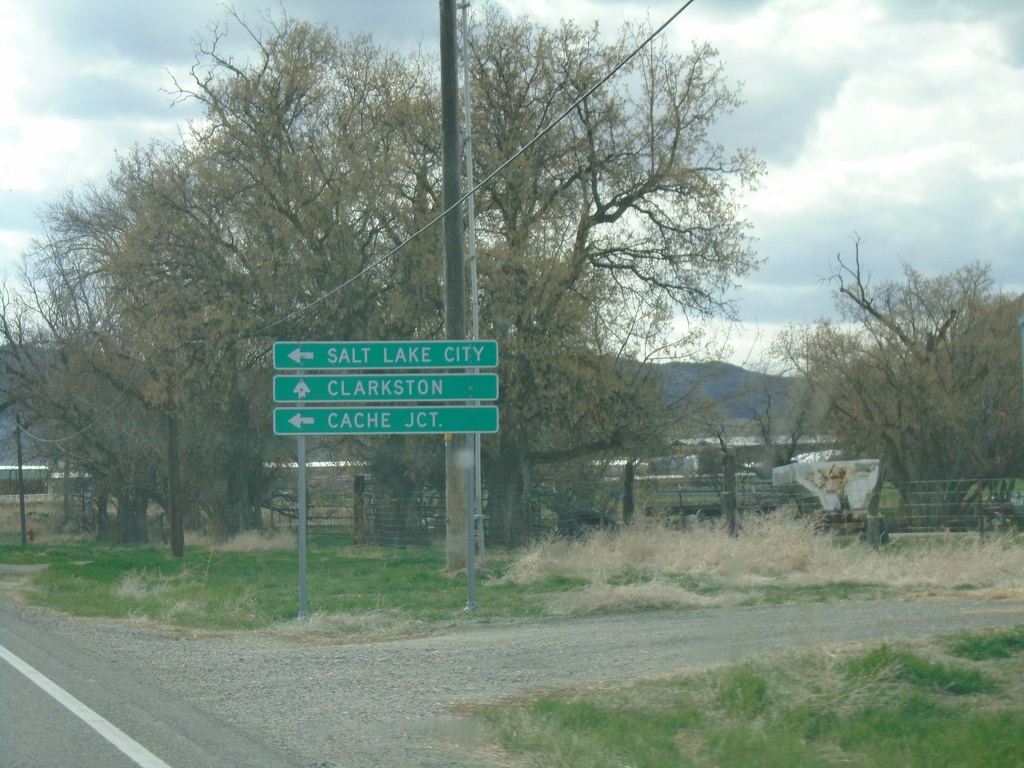 UT-23 South Approaching UT-142