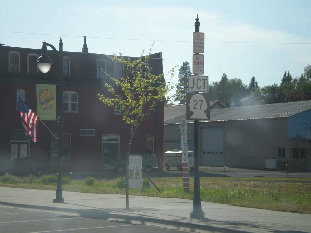 WA-272 West Approaching WA-27