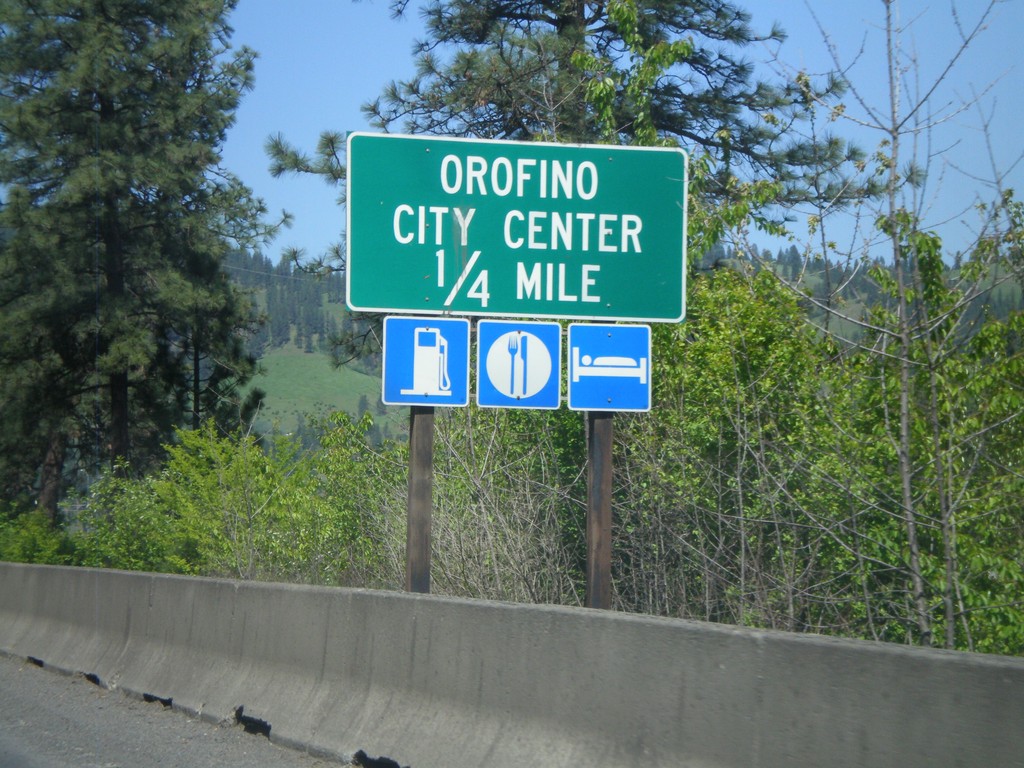 US-12 West Approaching ID-7