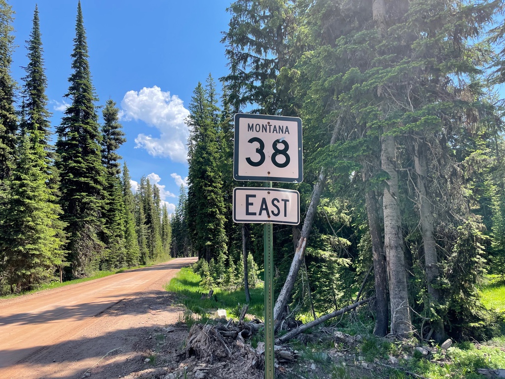 MT-38 East - Skalkaho Pass