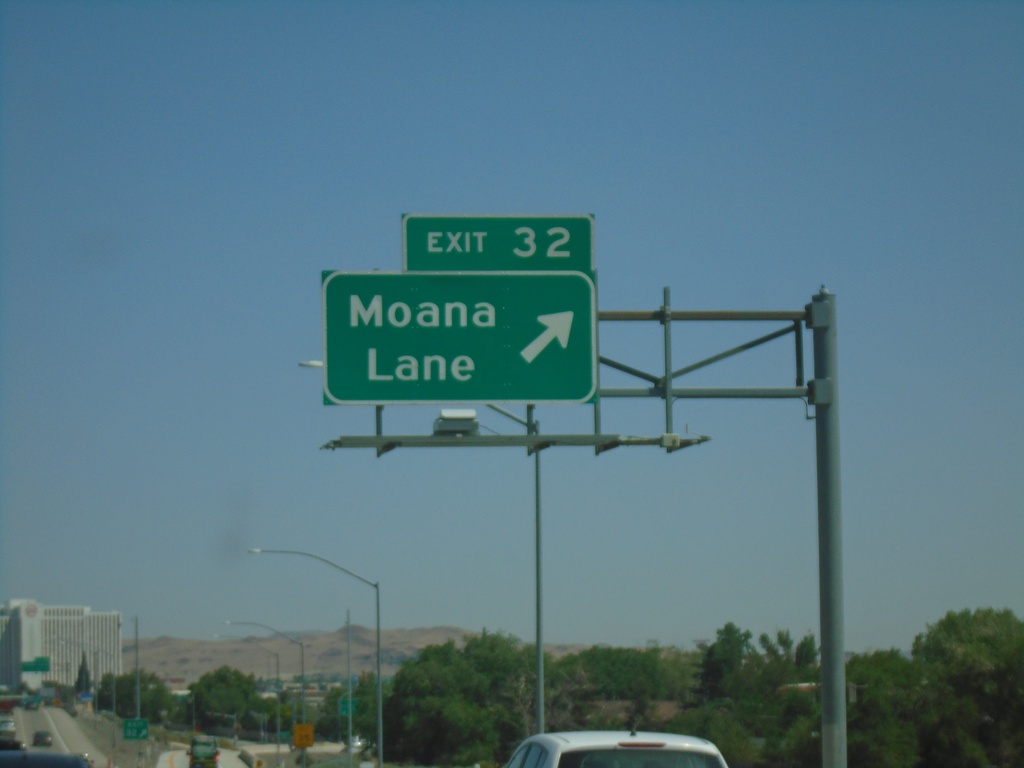 I-580/US-395 North - Exit 32