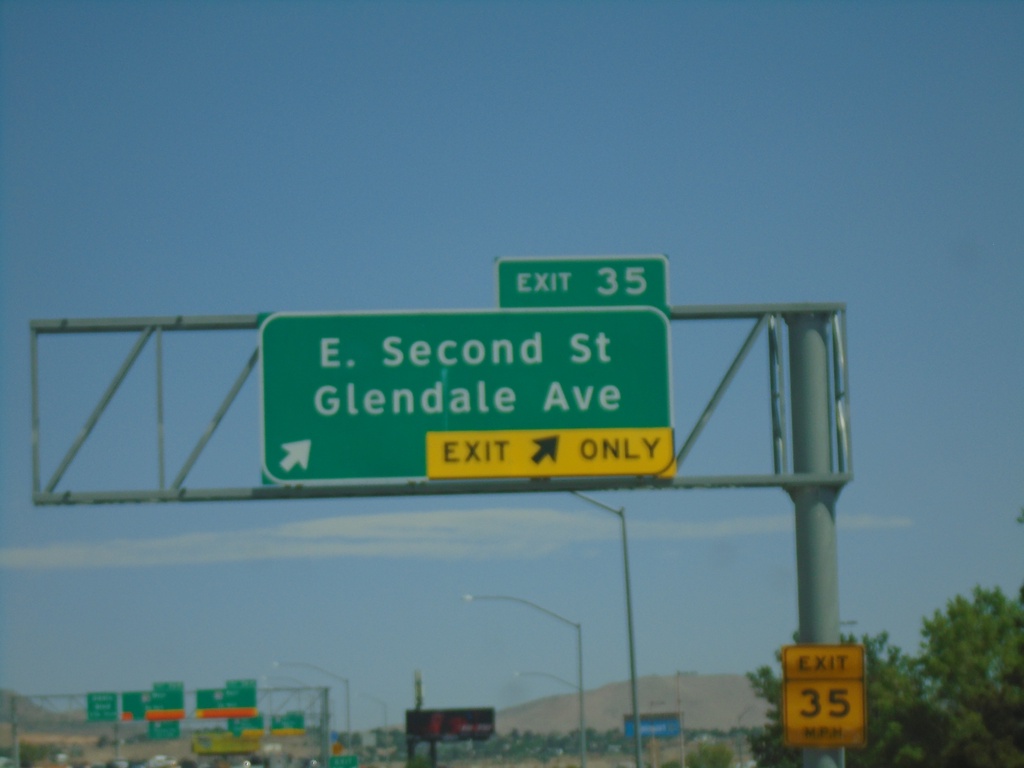 I-580 North/US-395 North - Exit 35