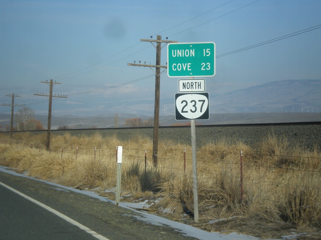 OR-237 North - Distance Marker