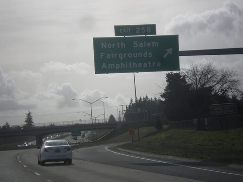 I-5 South - Exit 258