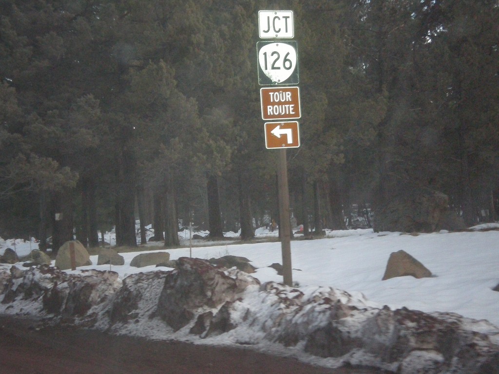 US-20/OR-126 East at US-20/OR-126 Split