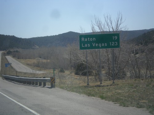 I-25 South - Distance Marker