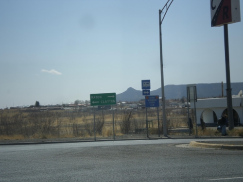 I-25 South Exit 451 Offramp at US-64/US-87