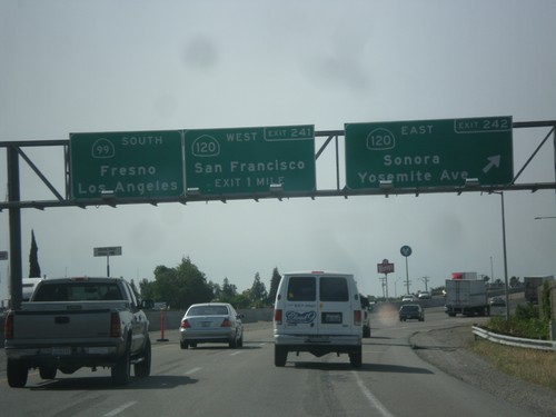 CA-99 South - Exits 242 and 241