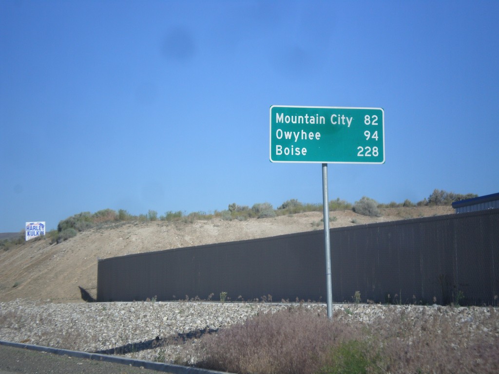 NV-225 North - Distance Marker