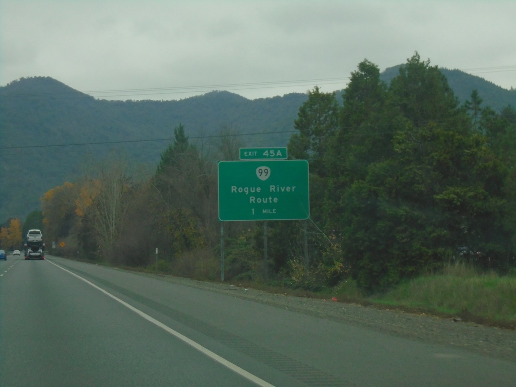 I-5 North Approaching Exit 45A