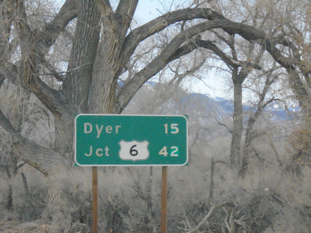 CA-266 North - Distance Marker