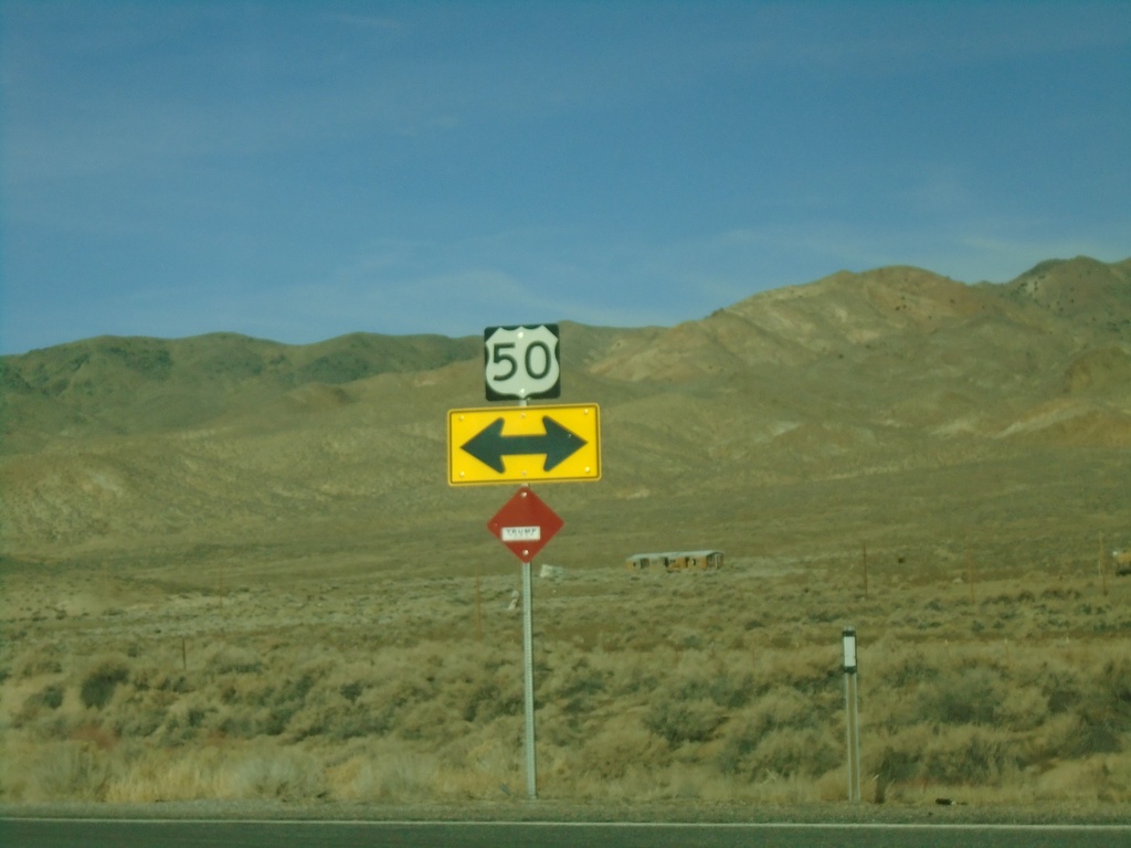 End NV-361 North at US-50 - Middlegate Junction