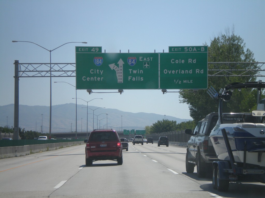 I-84 East Approaching Exit 49 and 50A-B