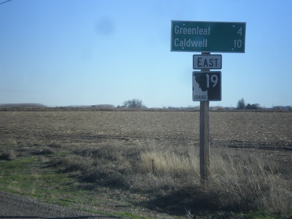 ID-19 East - Distance Marker