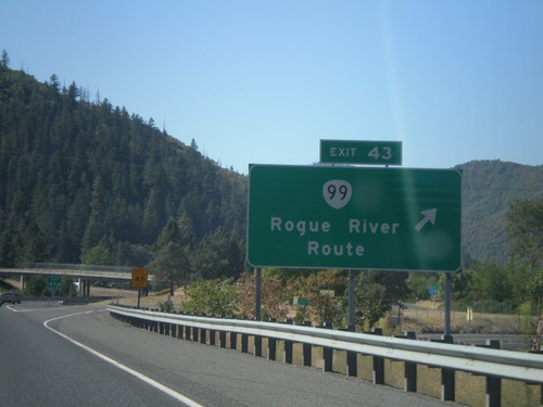 I-5 North - Exit 43