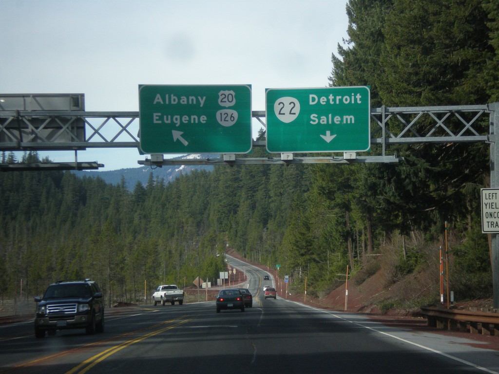 US-20/OR-126 West at OR-22