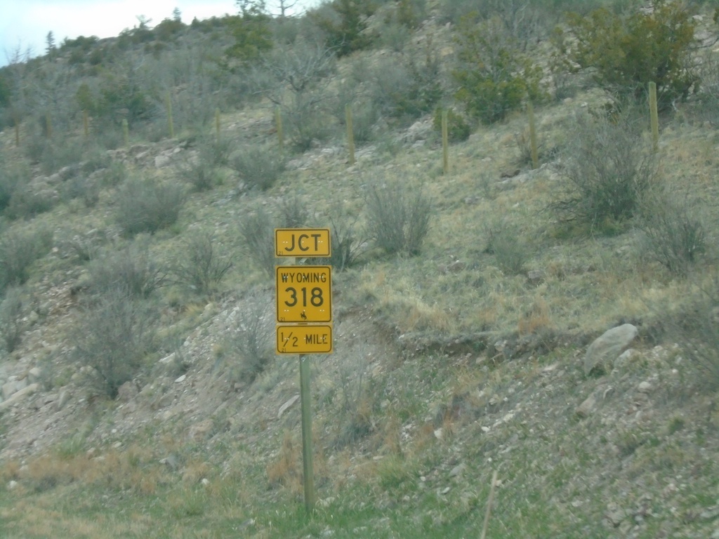 WY-270 North Approaching WY-318