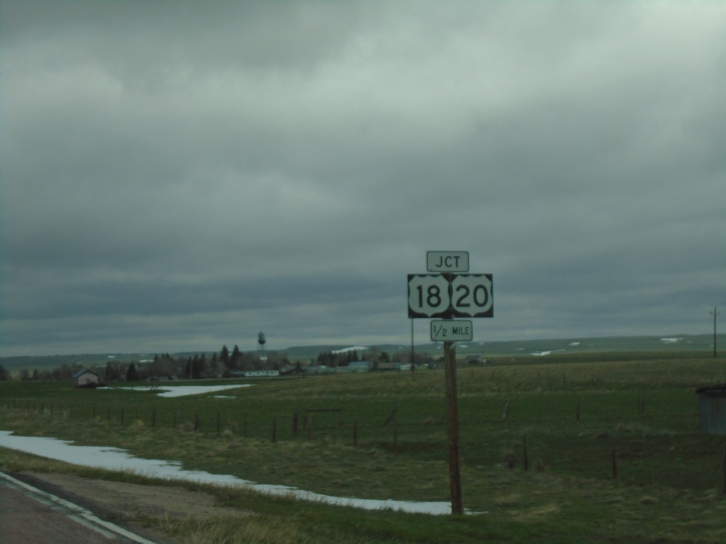 WY-270 North Approaching US-18/US-20