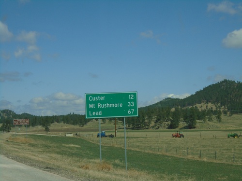 US-385/SD-89 North - Distance Marker