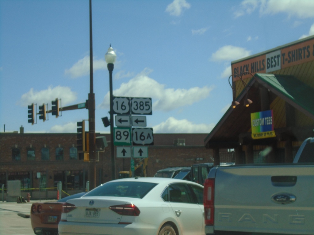 US-385 North/US-16 East/SD-89 North at US-16A