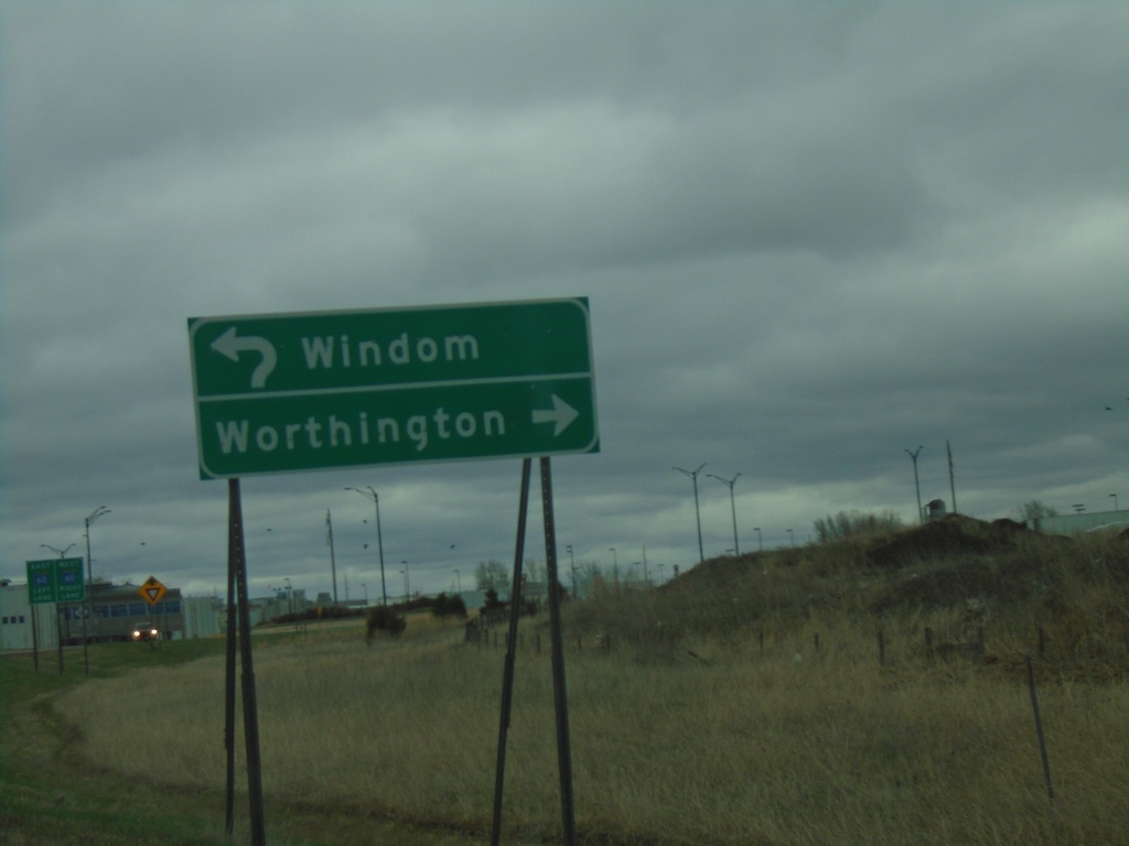 I-90 East - Exit 45 Offramp at MN-60/BL-90 Roundabout