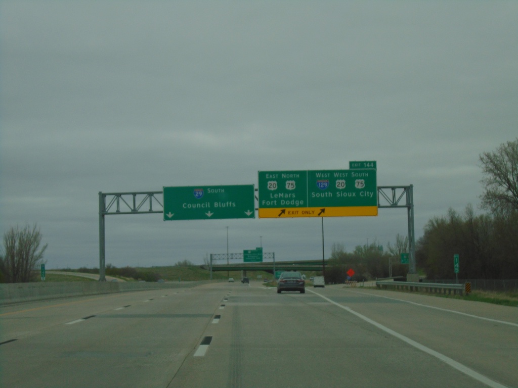 I-29 South - Exit 144