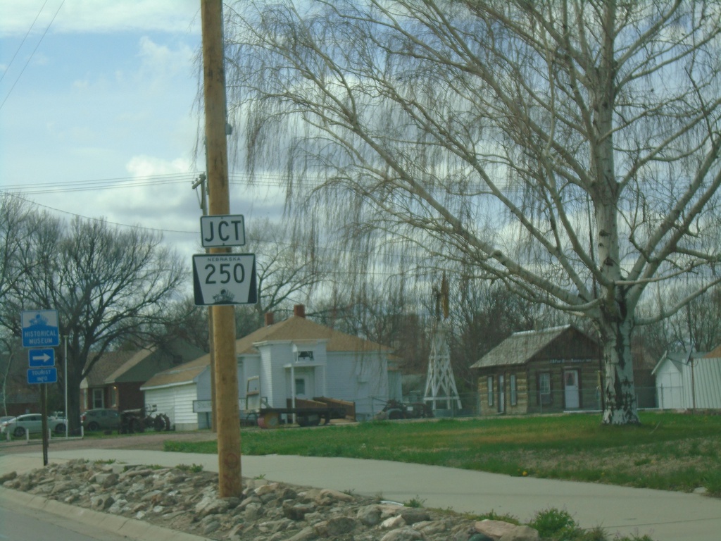 US-20 West Approaching NE-250