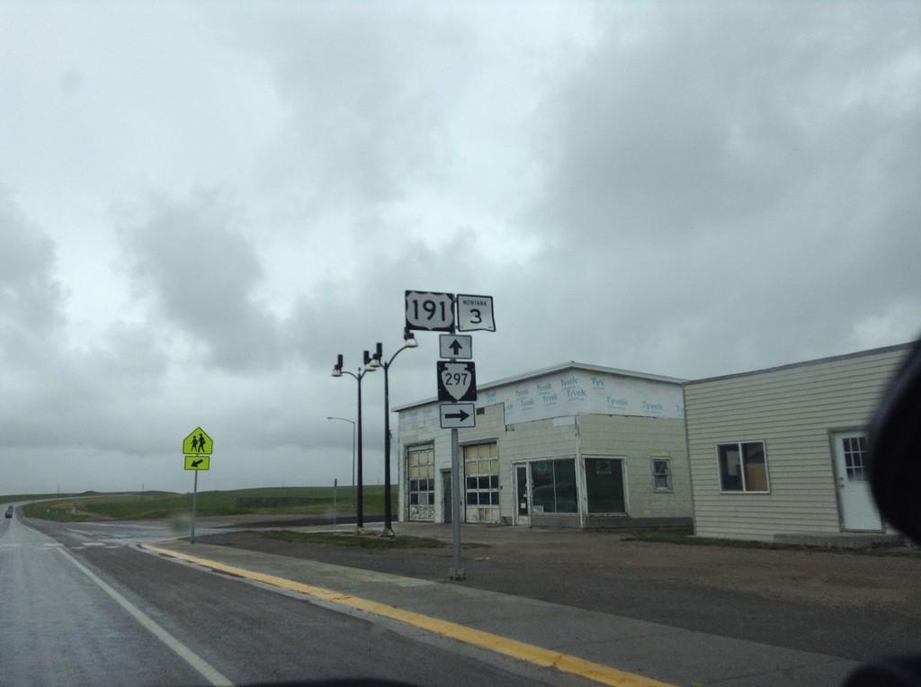 US-191 North/MT-3 West at MTS-297