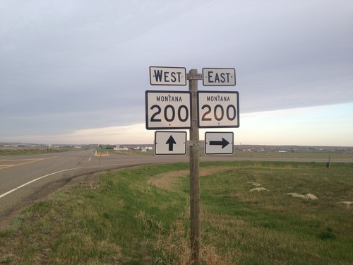 MT-200 West at MT-200S