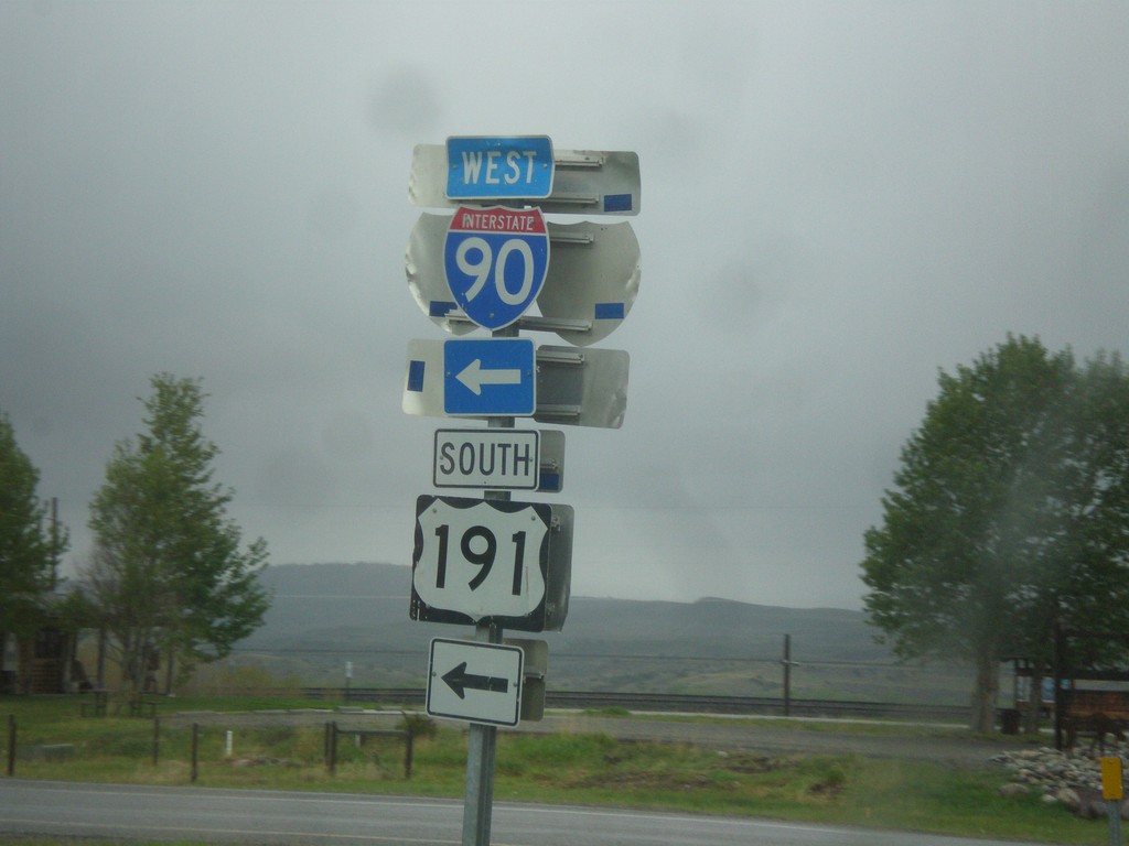 US-191 North/BL-90 East at I-90 West/US-191 South Onramp