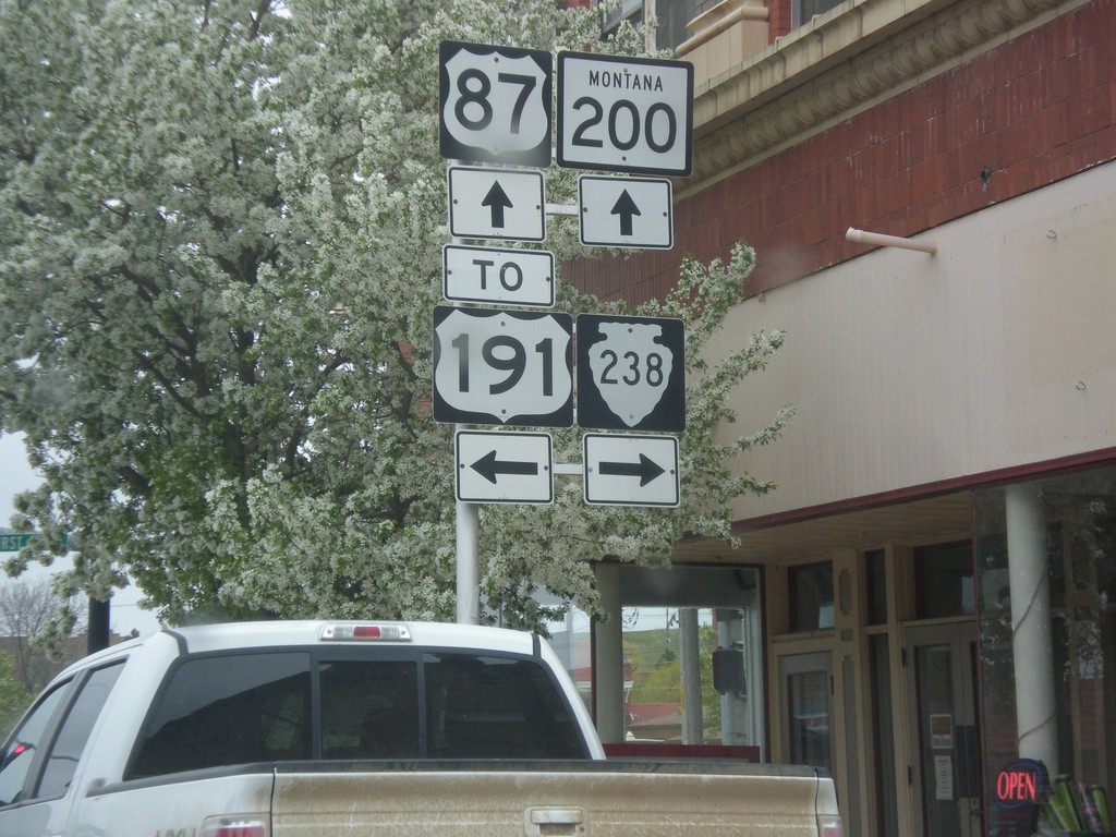 US-87 South/MT-200 East at MTS-238/To US-191