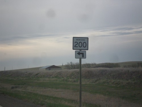 MT-200 East at MT-200S