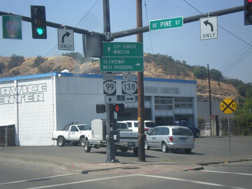 OR-99 South/OR-138 West at OR-99/OR-138 Split