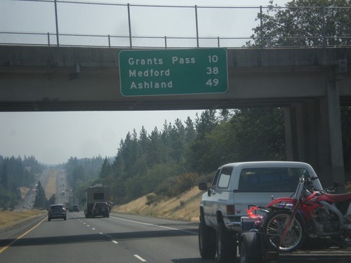 I-5 South - Distance Marker